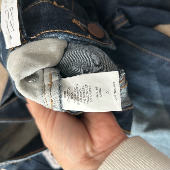 New York & Company Soho Jeans  Embroidered Jeans size 12 ankle - Picture 9 of 13